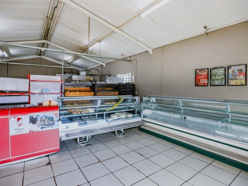 Fabulous Investment opportunity in the heart of the Boland! - Photo 6