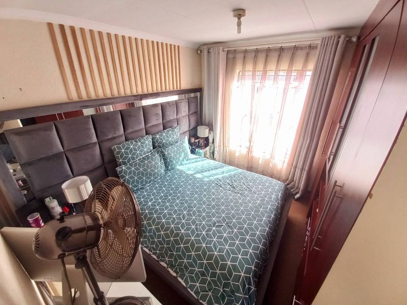 Three bedrooms house for sale - Photo 8