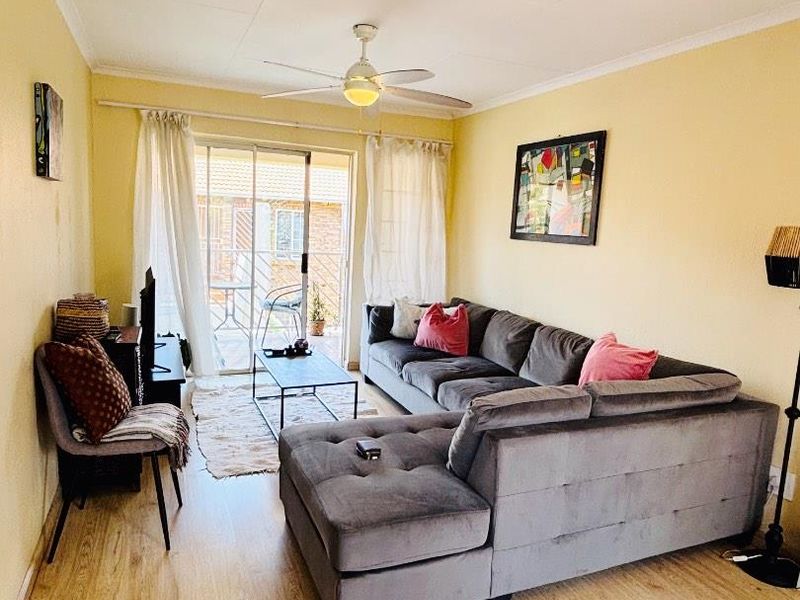 Prime Location Perfection: Your Dream Apartment Awaits - Photo 6