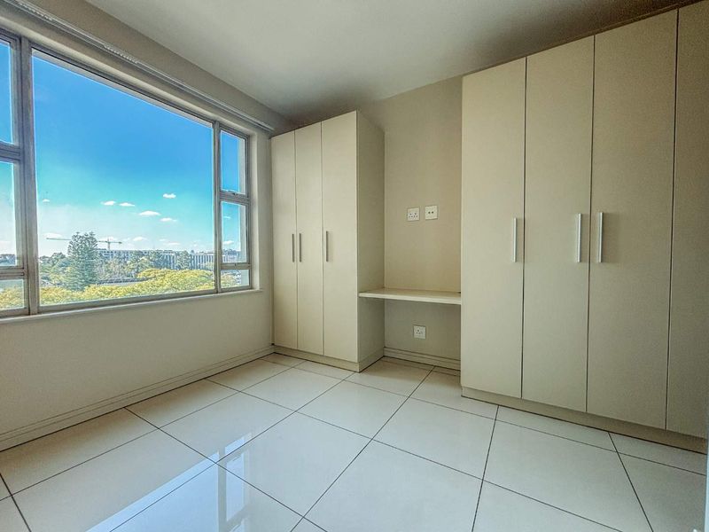 Chic 2 Beds in Rosebank’s Hottest Spot, The Tyrwhitt - Photo 7