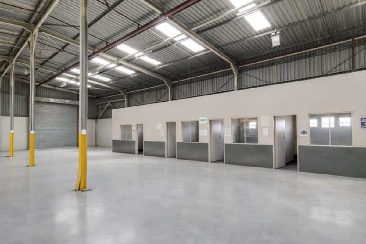6 972m2 Hughes Boksburg Warehouse To Let - Photo 2