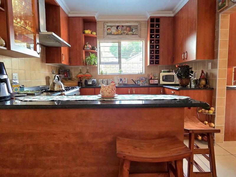 3 Bedroom Cluster for sale in New Redruth - Photo 9