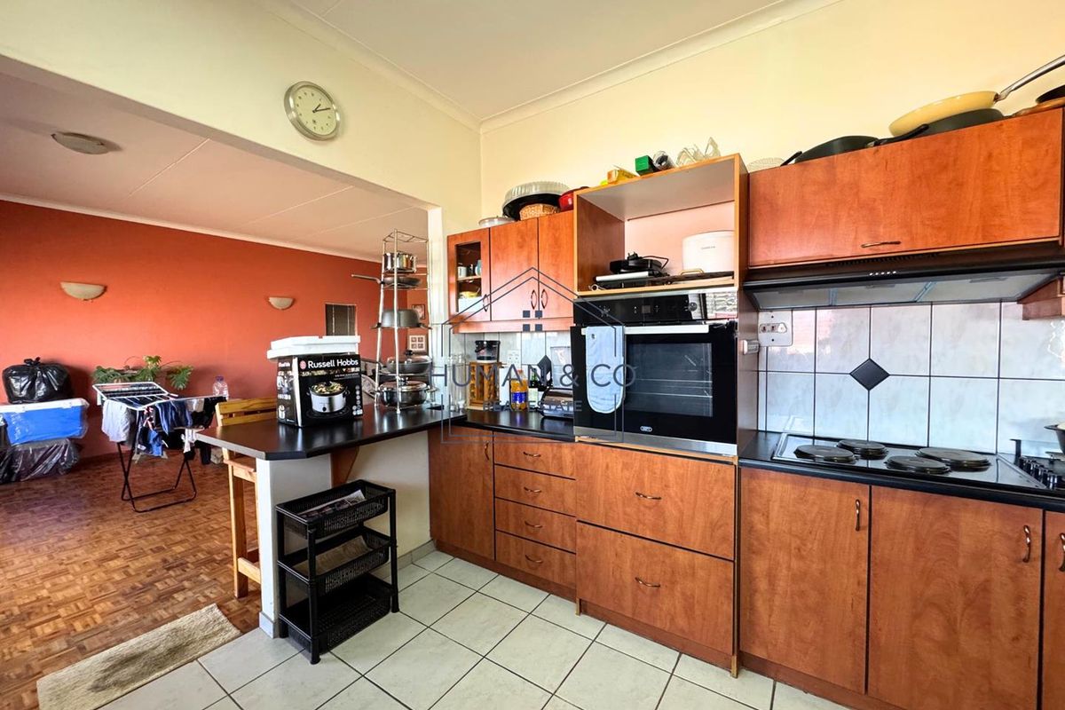 Ideal Opportunity near Duneside School and town center - Photo 3