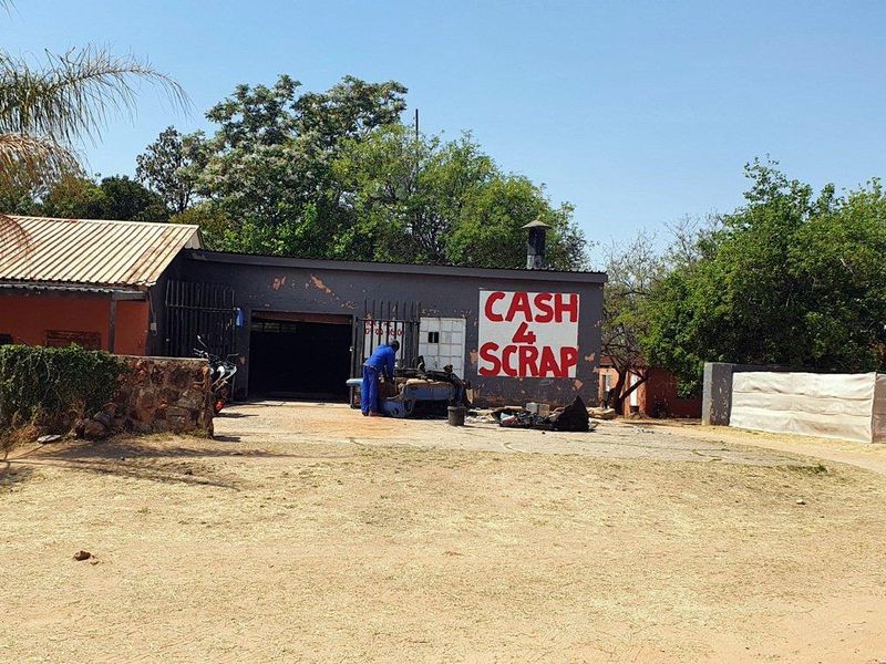 4 HA COMMERCIAL AND AGRICULTURAL PROPERTY FOR SALE IN MULDERSDRIFT - Photo 4
