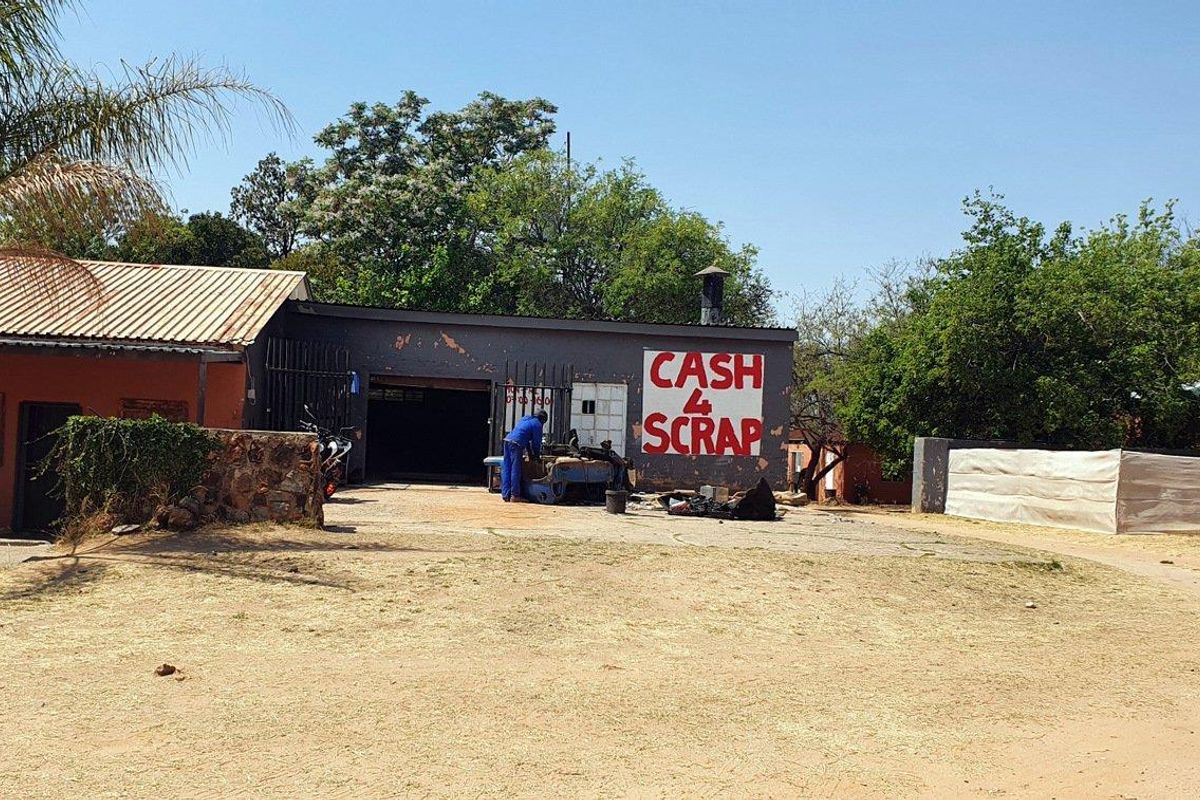 4 HA COMMERCIAL AND AGRICULTURAL PROPERTY FOR SALE IN MULDERSDRIFT - Photo 4