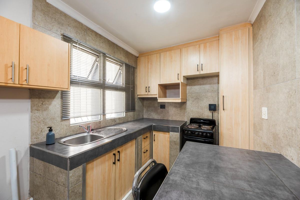 Cosy modern 2 bedroom apartment - Photo 2