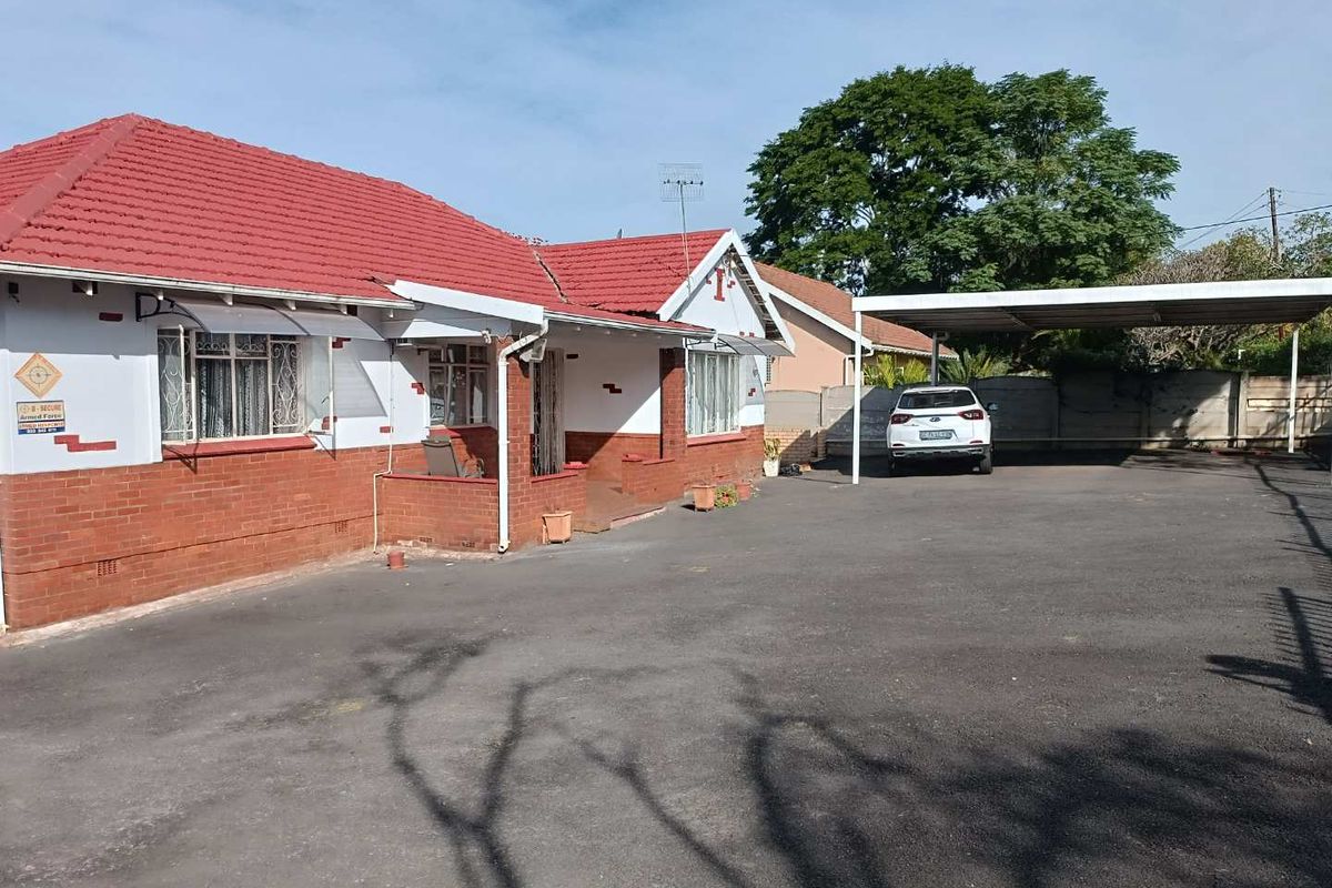 FOR SALE: Charming, Well-Maintained Family Home in Pelham South – A Rare Opportunity! - Photo 3