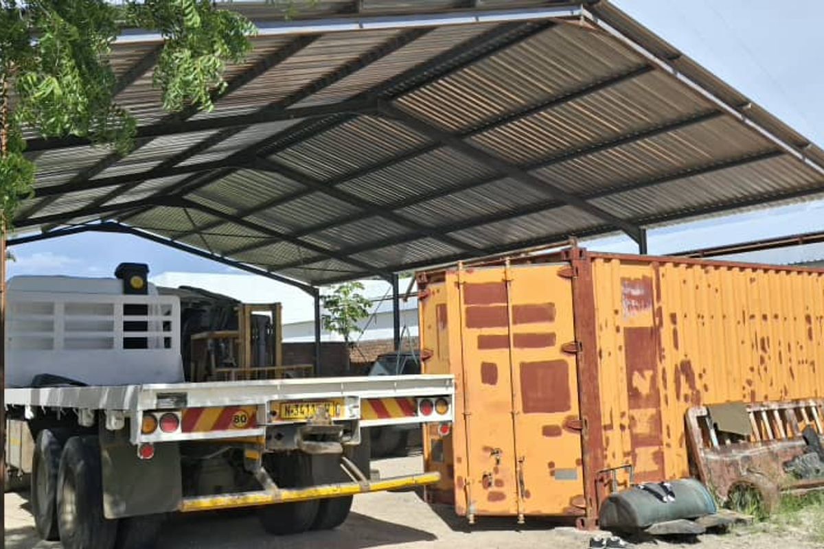 Ohangwena Business Plot with Flats  For Sale - Photo 2