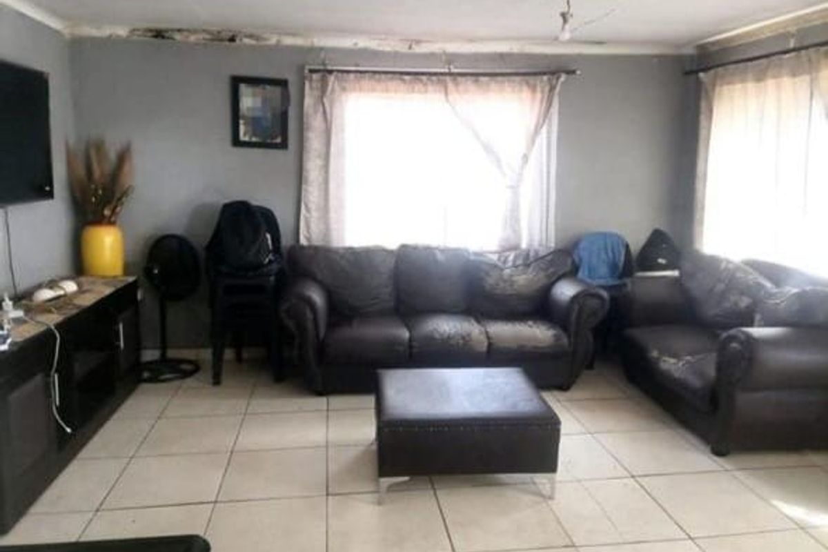 Investment Property In Soshanguve South Ext 7 - Photo 5