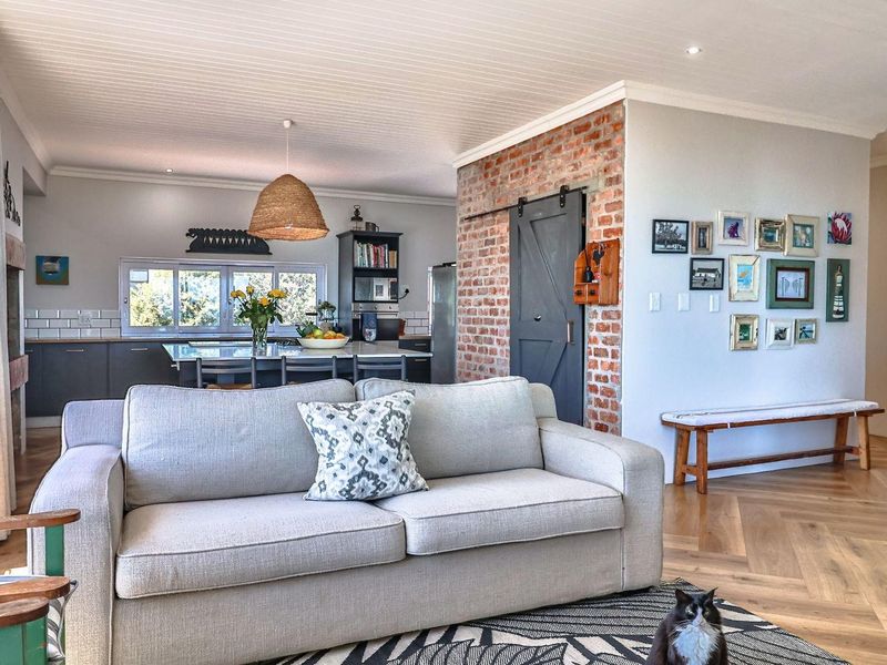 Seaside Stunner in De Kelders - Photo 7