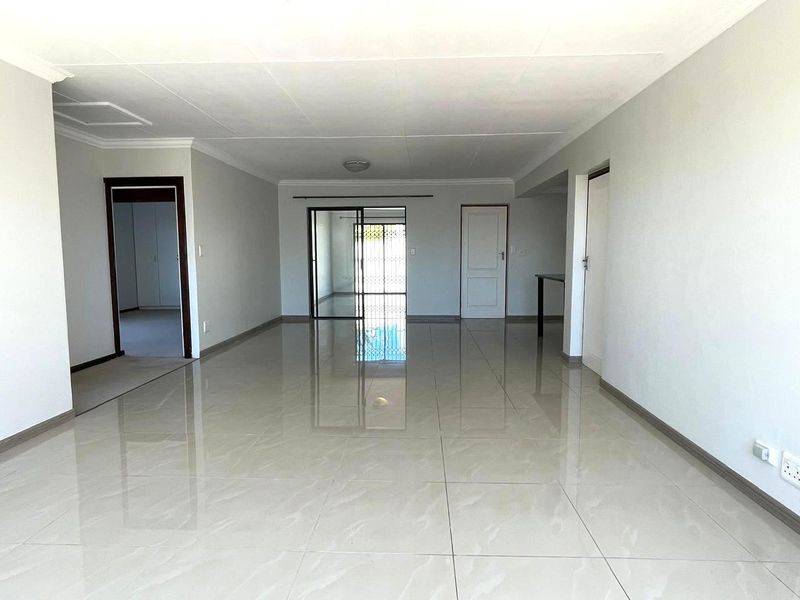 Townhouse Pride - Photo 10