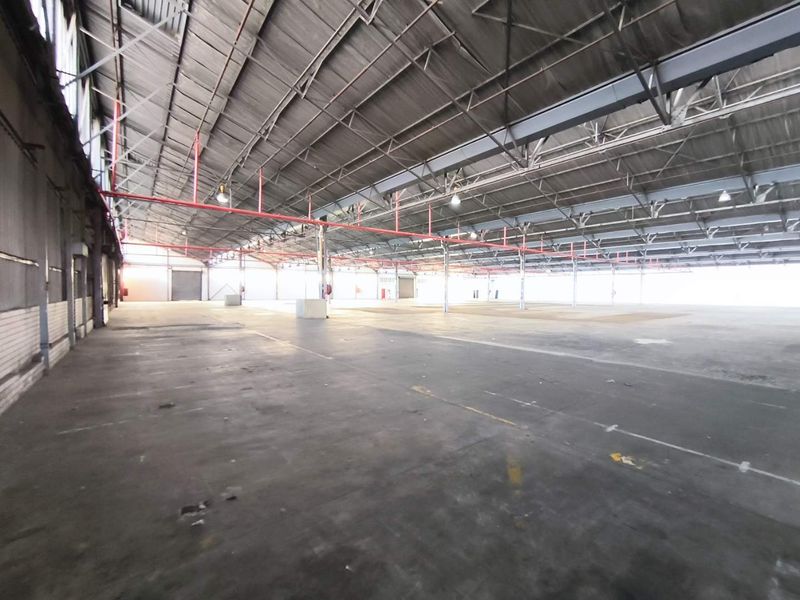 4,280m2 Warehouse To Let in Benoni Ext 12 - Photo 10