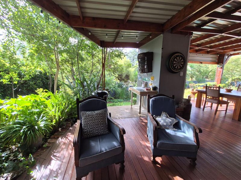 Entertainers's dream home with a Flat and Views for Days - Photo 10