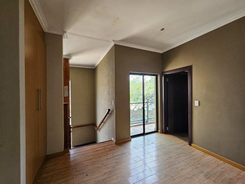 4 bedroom double story house for sale - Photo 3