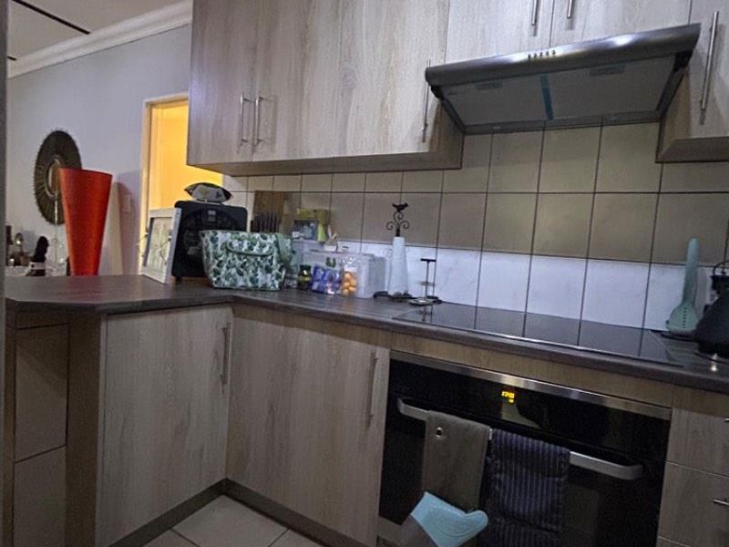 Perfect family home for sale, N$ 5000 000 - Photo 7