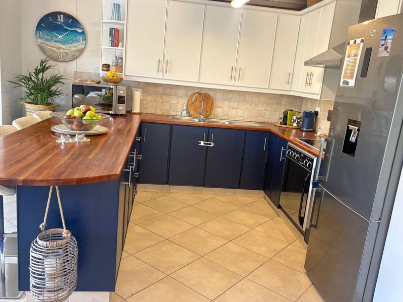 Stylish 3x Bedrooms Double Storey Townhouse For Sale in Dolphin Beach - Photo 7