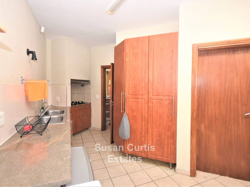 Executives Mansion - Photo 6