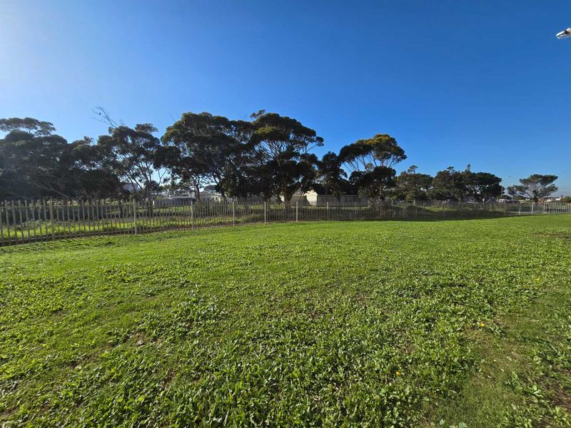 Lock-Up and Go Convenience - Photo 7