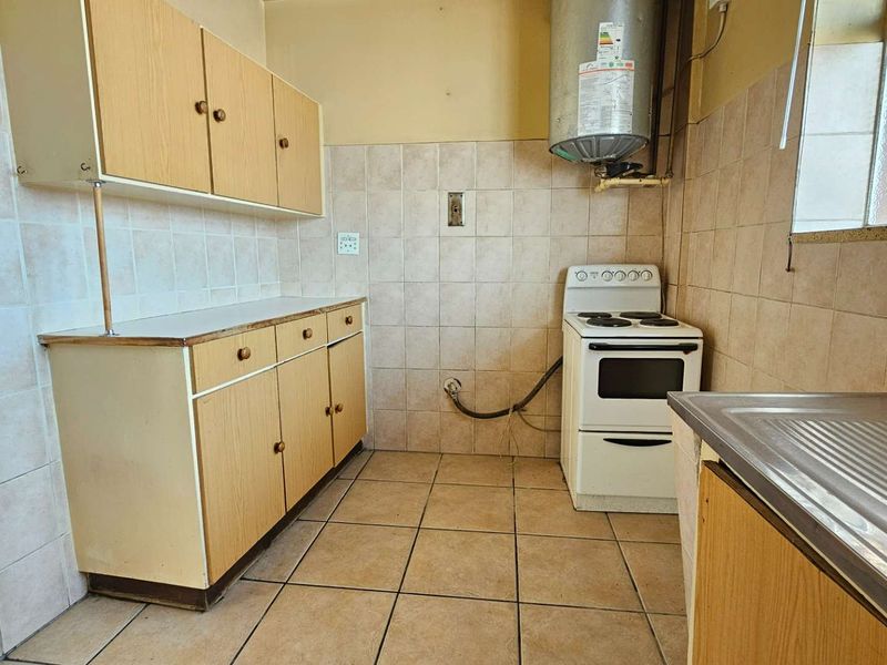 Flat in the Heart of Germiston For Sale - Photo 9