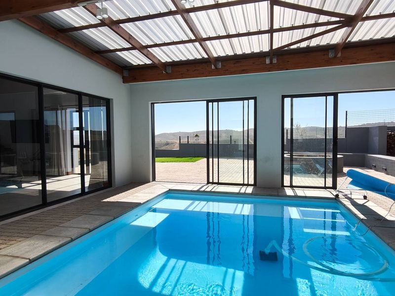 Architectural Marvel in Wildlife Development on the Garden Route - Photo 3