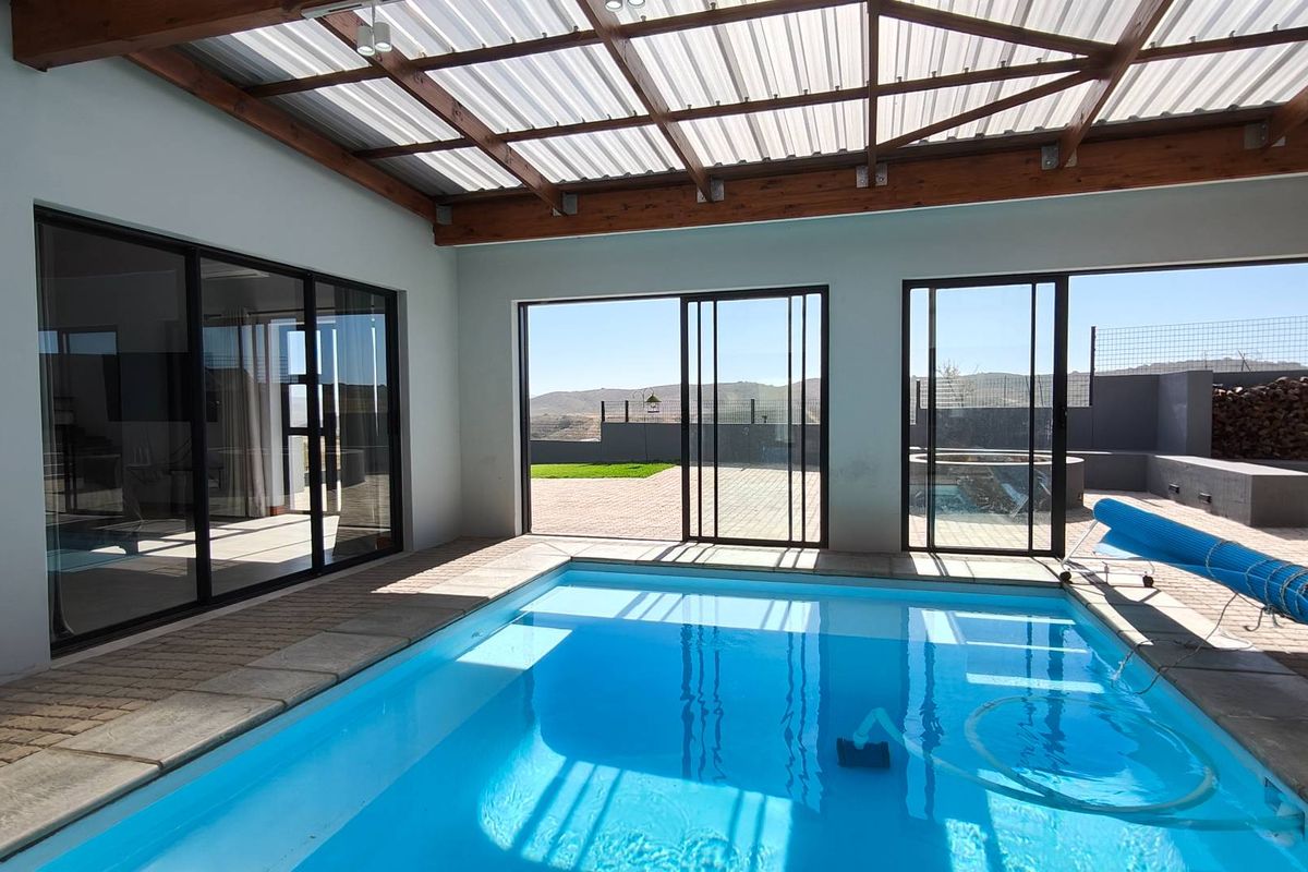 Architectural Marvel in Wildlife Development on the Garden Route - Photo 3