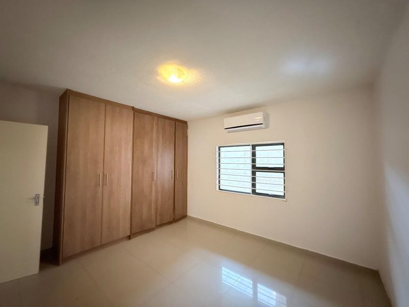 GROUND FLOOR UNIT - Photo 5