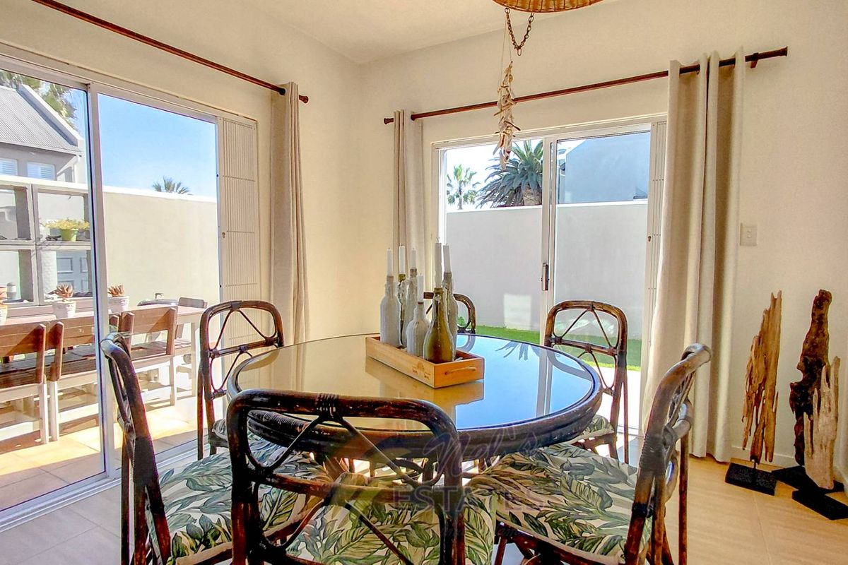Townhouse For Sale in Vogelstrand, Swakopmund - Photo 3