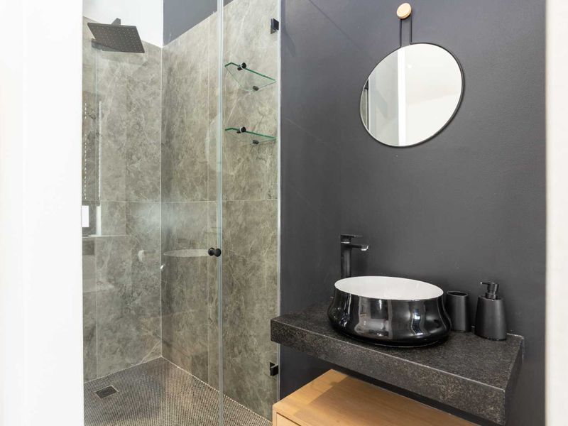 Modern living on Val de Vie Estate in a Beautifully Fully Furnished Three-Bedroom Home - Photo 9