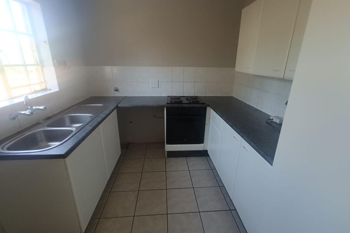 Perfect Starter Home or Investment Opportunity! - Photo 2