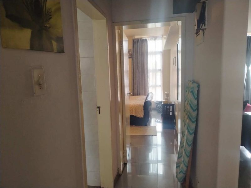 A MODERN APARTMENT - Photo 6