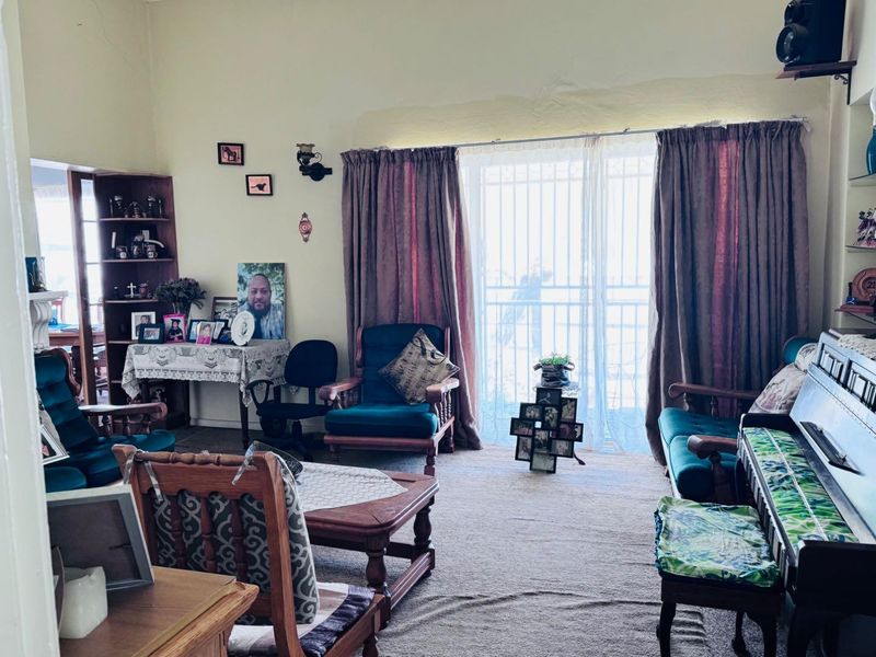 6 Bedrooms Property For Sale In Queenstown - Photo 9