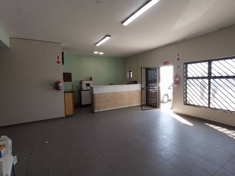 Doctor's Practice Building for Sale - Photo 6