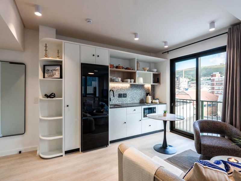 Studio apartment in Cape Town City Centre - Photo 7