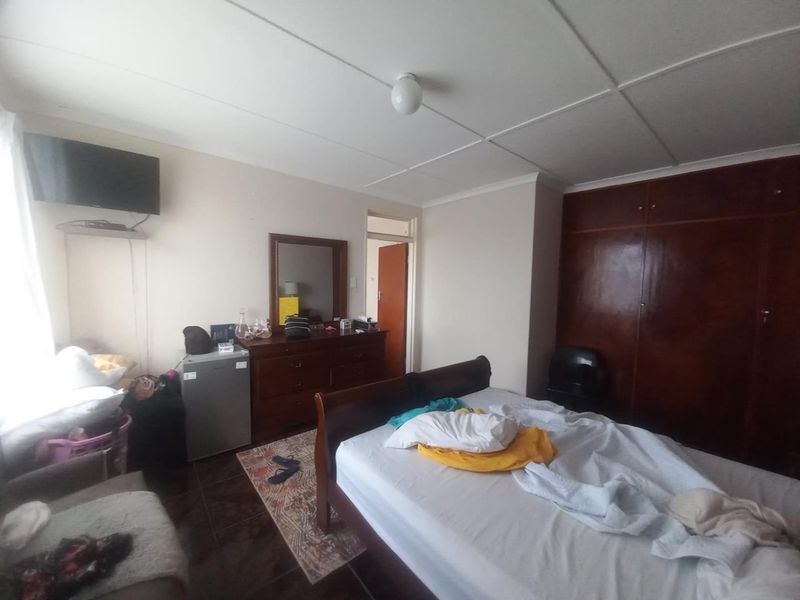 Cozy, Comfortable & Easy Living! - Photo 7