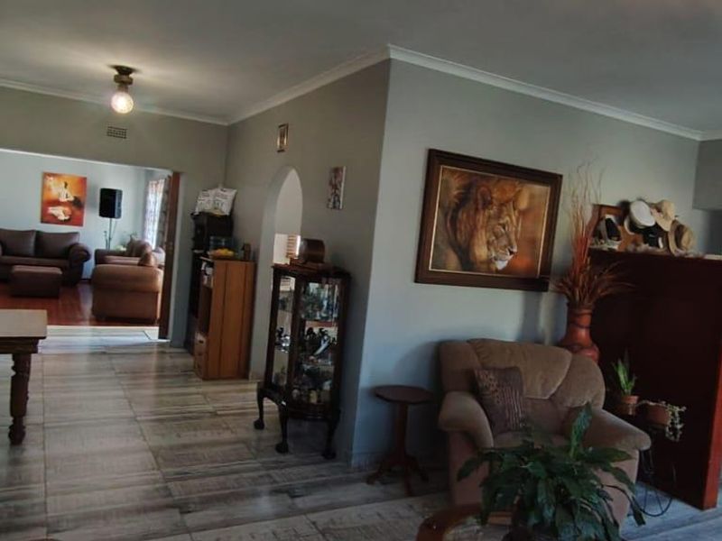 3 Bedroom House  with Flatlet For Sale George South - Photo 8