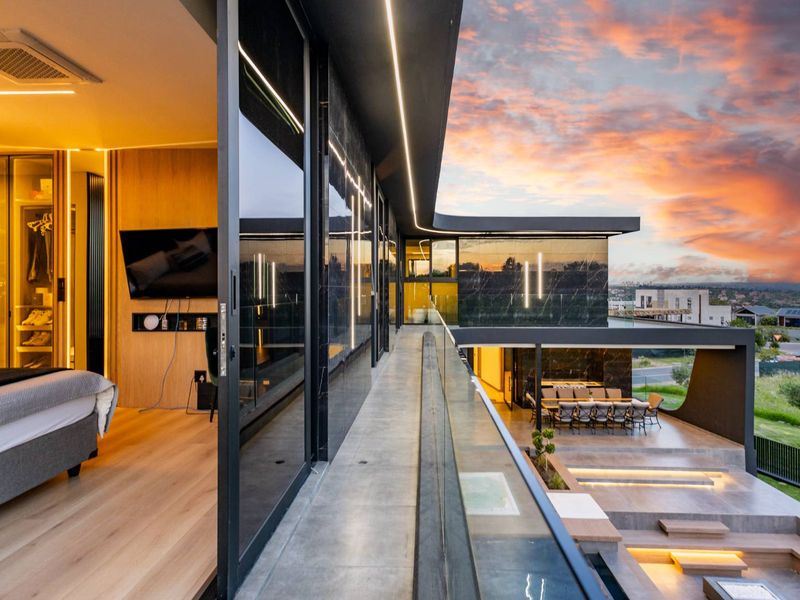 Villa Horizon: The House of Lights - Photo 3