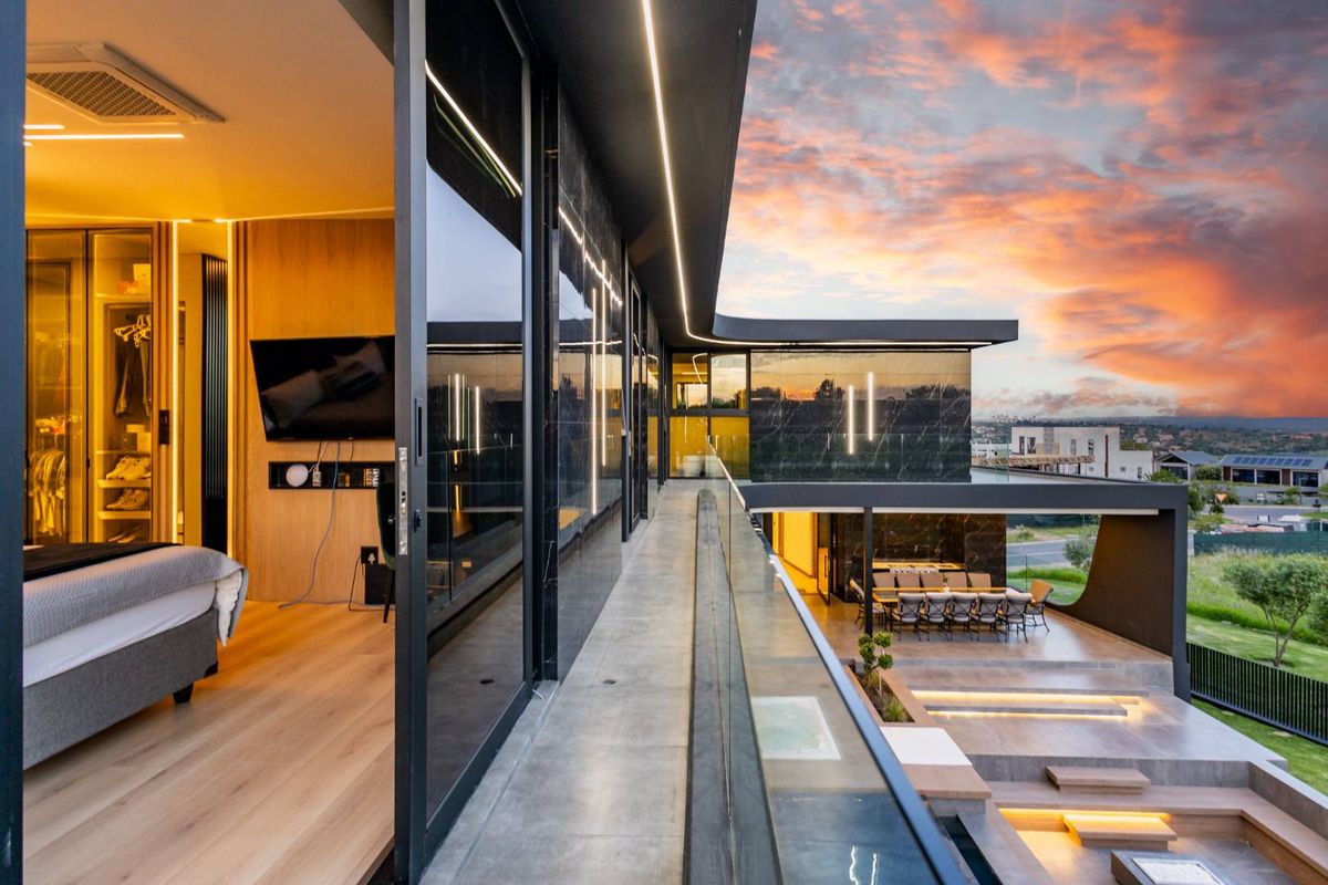 Villa Horizon: The House of Lights - Photo 3