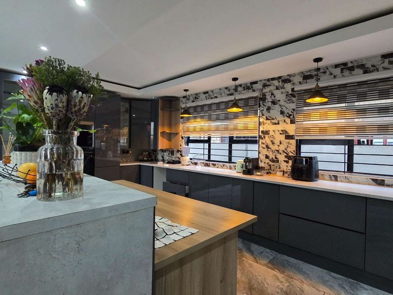 Contemporary Elegance Meets Family Living in the Heart of Rockdale - Photo 7