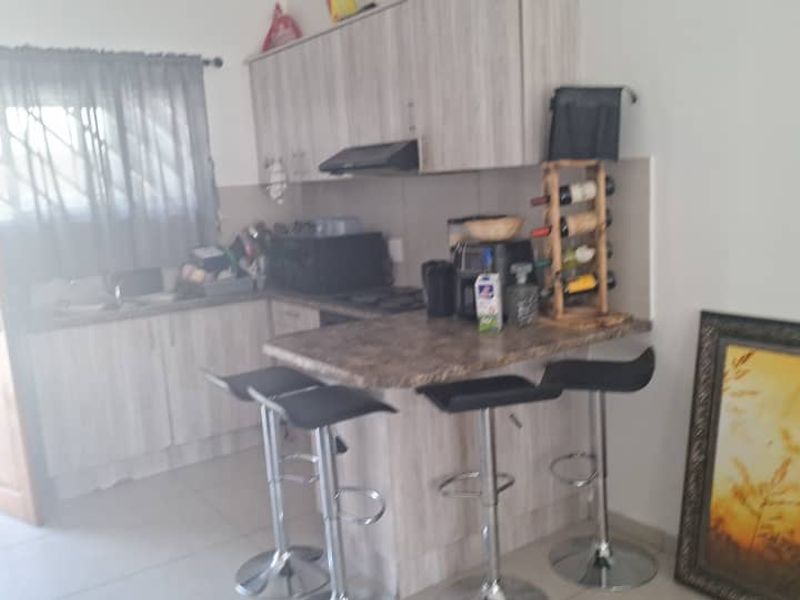 IDEAL NEW COUPLES OR INVESTORS - Photo 6