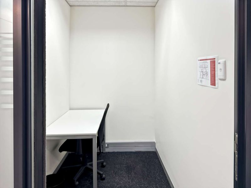 Workspaces, services and support to help you work better in Regus Five @ Dolorite - Photo 6