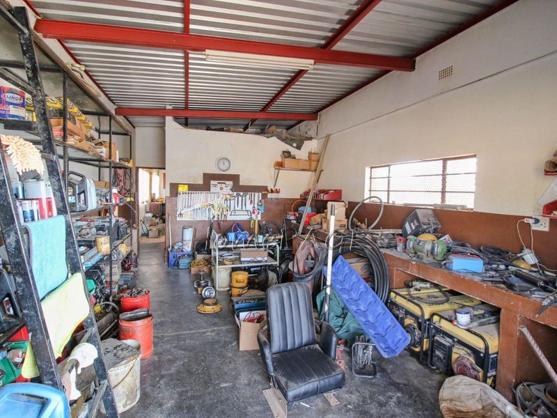 Otjiwarongo:  Industrial Property for Sale - Photo 6