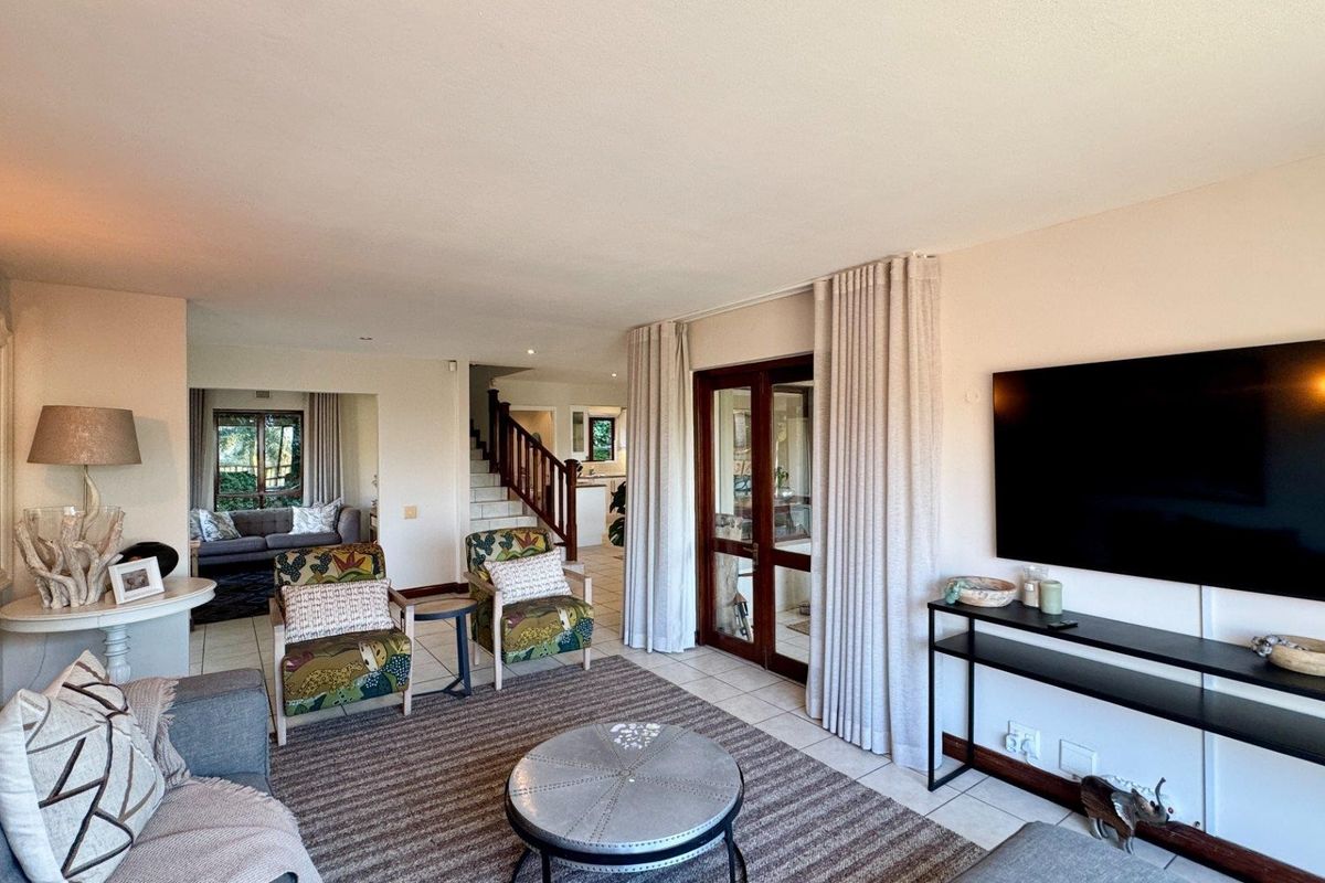La Lucia Townhouse with Pool and Views - Photo 5