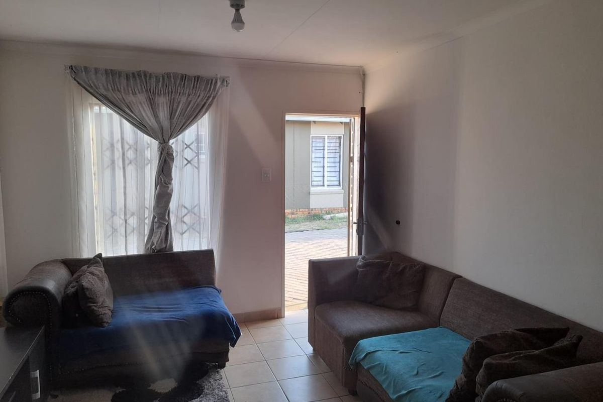 Savanna City, Meyerton - Excellent Value R 650 000 - Photo 5