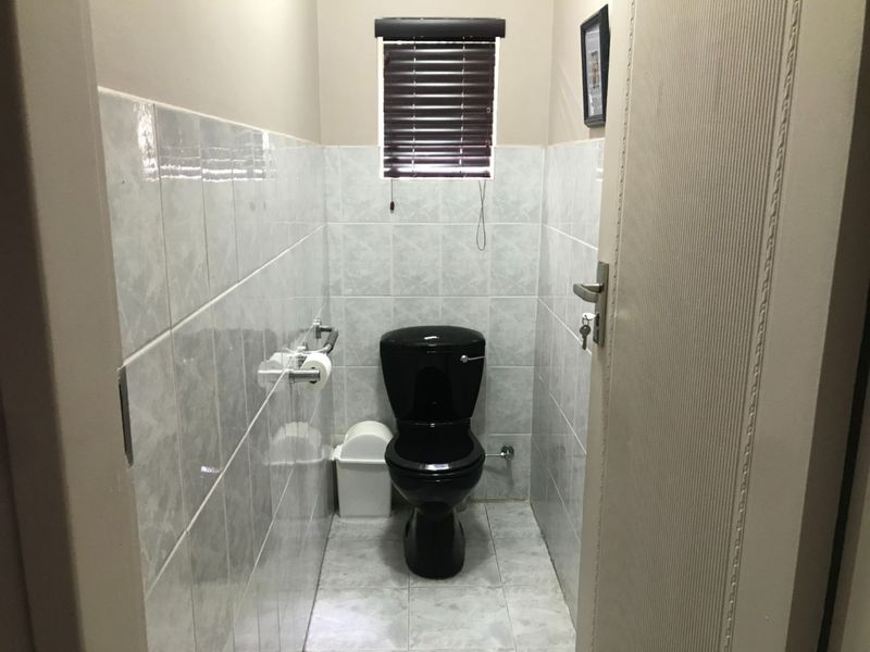 Stunning property on the banks of the mighty Orange River - Photo 6