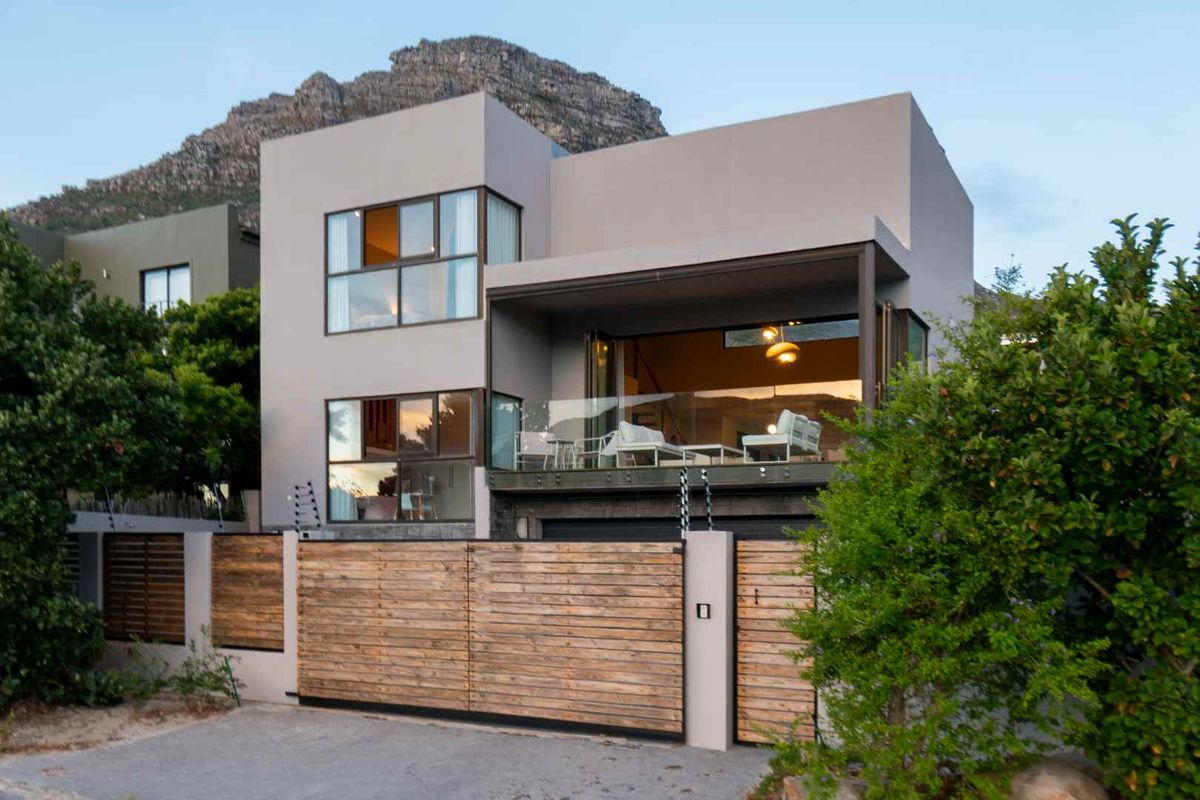 Invite the Views in! New release in Scott Estate. - Photo 2