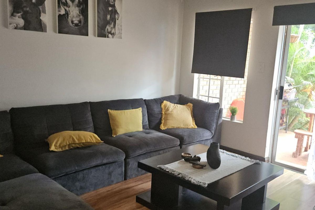 SELDOM AVAILABLE SIMPLEX IN POPULAR FAERIE GLEN COMPLEX - Photo 3