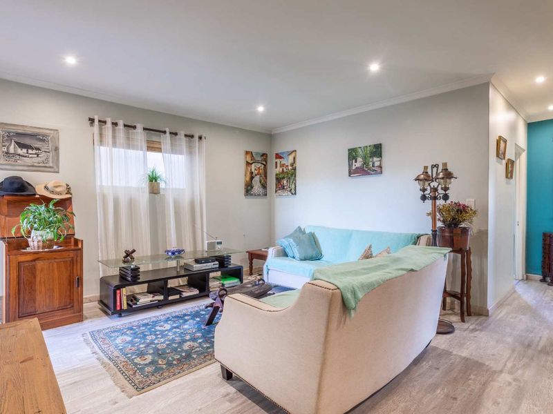 2 Bedroom on the Golf Estate - Photo 3