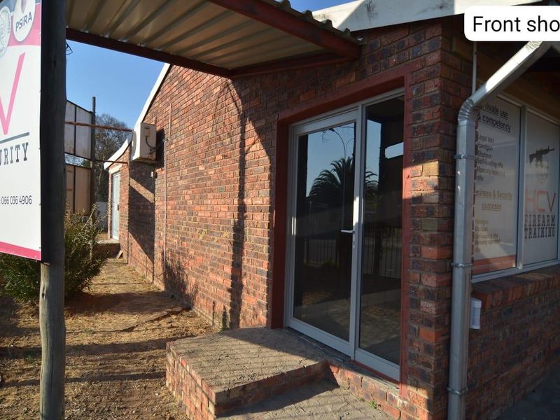 Multi-Income Commercial Property for Sale in Newcastle. - Photo 3