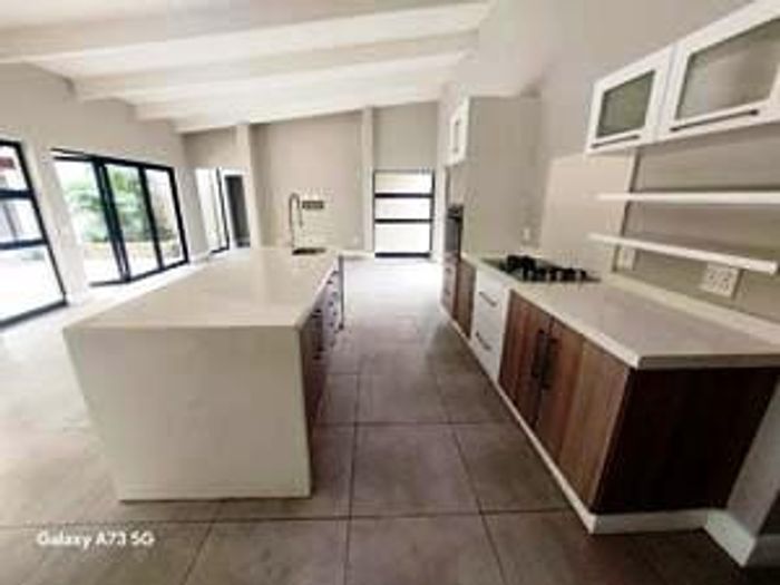 Property #2515777, House Rental Monthly in Palm Lakes Estates
