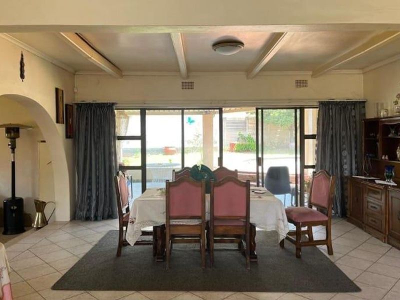 3 Bedroom House for Sale in Alan Manor Johannesburg South - Photo 8